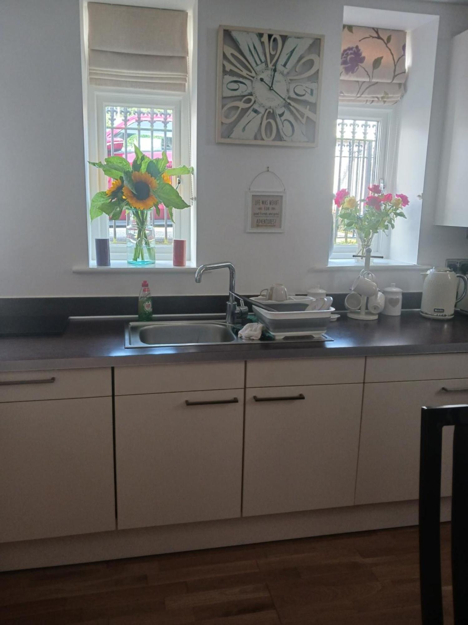 Bodlondeb Castle Bed & Breakfast { Central Llandudno} Ngoại thất bức ảnh